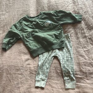 Easy peasy 2 piece set size 12 months